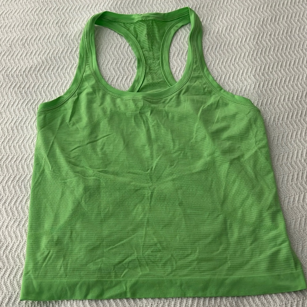 LULULEMON SWIFTLY TECH RACEBACK TANK TOP - only worn a few times